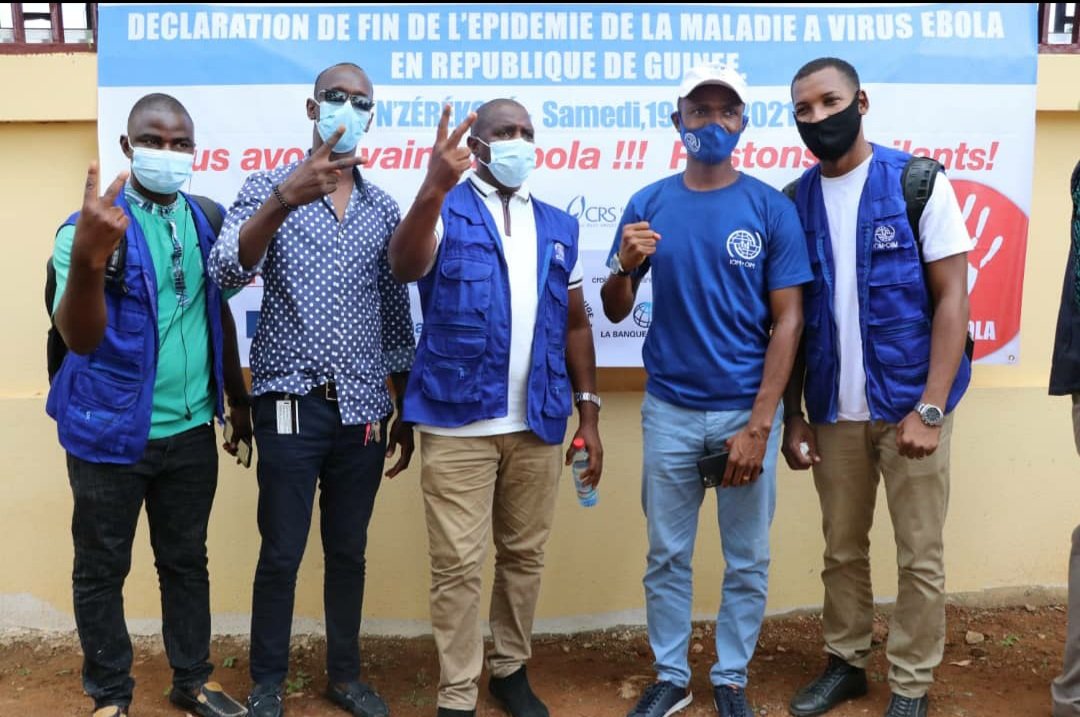 asadio14's tweet photo. Le @GouvGN, à travers le ministre de la santé, a déclaré la fin de l'épidémie de la #MVE le week-end dernier. Pour le plan des 90jrs, @OIMGuinee maintient la #vigilance. Une des priorités de l'organisation, la redynamisation des #PCUSS.
#Ebolaresponse #CERF https://t.co/bEMR6EIbfW