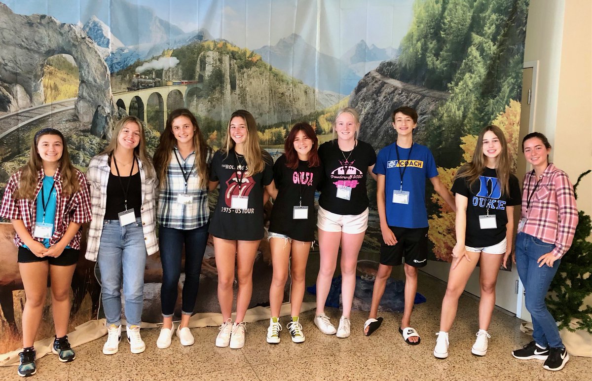 StPaulStPete's tweet photo. Thanks to our great teenage helpers at this week's Vacation Bible School @StPaulStPete. Couldn't do it without them. https://t.co/izqISrZ6TU