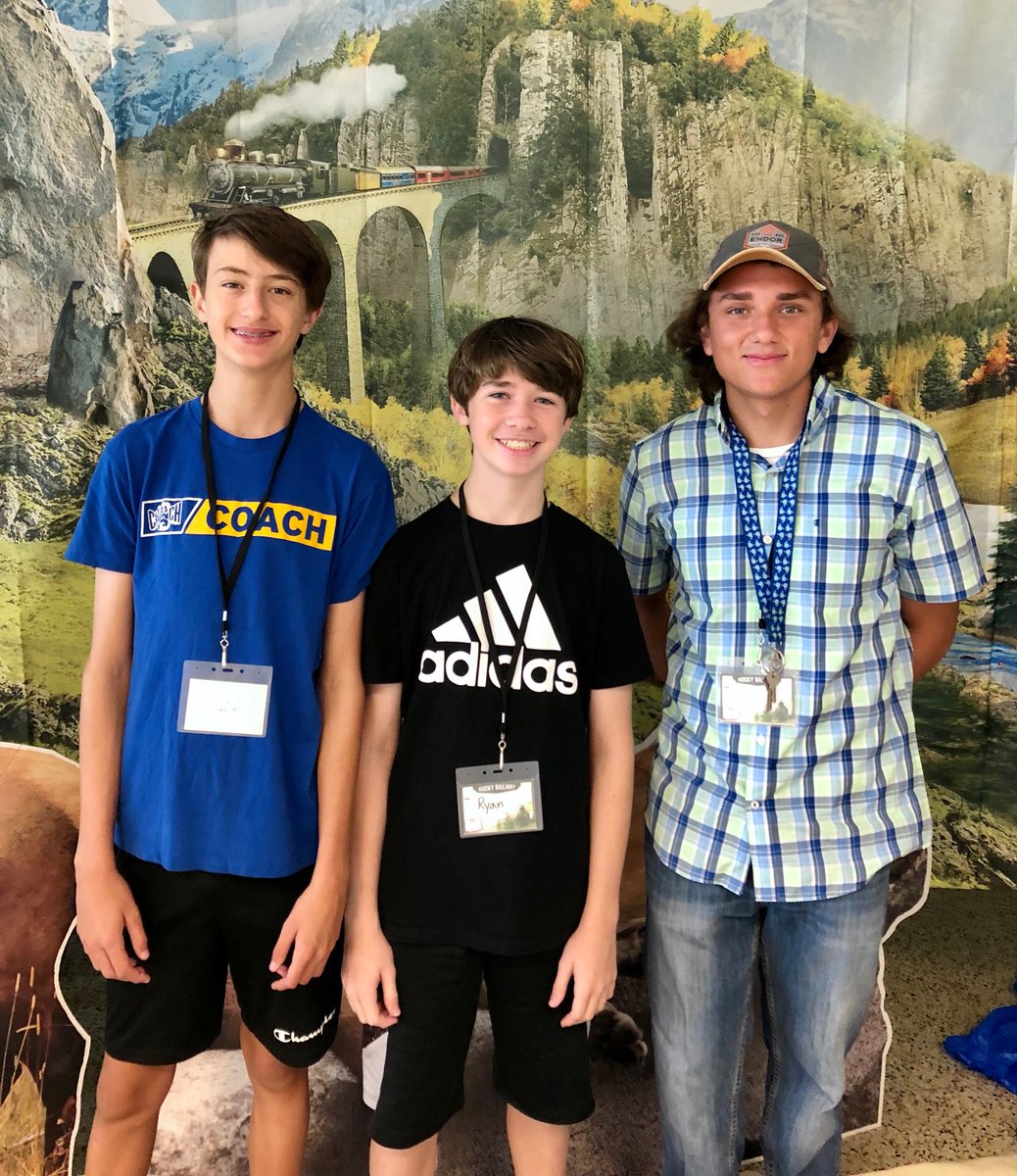 StPaulStPete's tweet photo. Thanks to our great teenage helpers at this week's Vacation Bible School @StPaulStPete. Couldn't do it without them. https://t.co/izqISrZ6TU