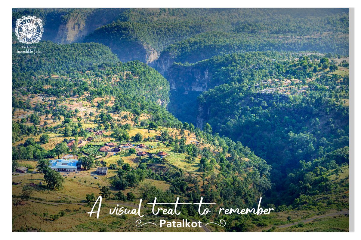 MPTourism's tweet photo. Patalkot got its name from Sanskrit word '𝘱𝘢𝘵𝘢𝘭', which means netherworld. Known for its depth, the place looks like a horse shoe from the top of the valley. Witness this breath taking view on your visit to Patalkot.

#DekhoApnaDesh #MPTourism @incredibleindia @tourismgoi https://t.co/xGuvOuqTzl