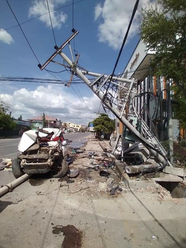 Daniel78037553's tweet photo. Scenes at the corner of 56th x 110 Street, after clash in #Mandalay. 
#UnfetteredAccessForAids
#WhatsHappeningInMyanmar 
#June22Coup https://t.co/b7jBGO7c8w