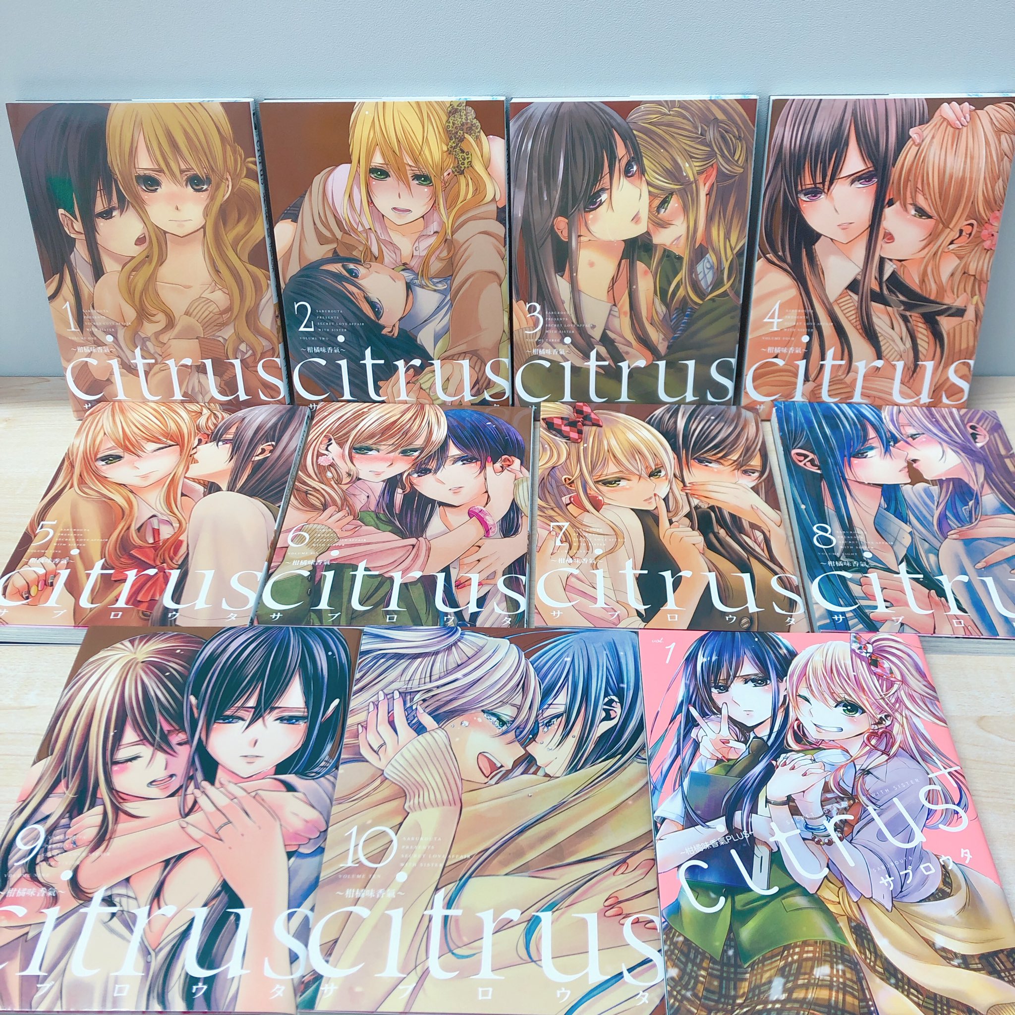 一迅社海外ライツ Ichijinsha Inc 重版紹介 サブロウタ先生の Citrus と Citrus 繁体字版が重版となりました Citrus 1巻 14刷 2巻 11刷 3 4巻 10刷 5 6巻 7刷 7 8巻 4刷 9 10巻 5刷 Citrus 1巻 4刷となります 東立出版社