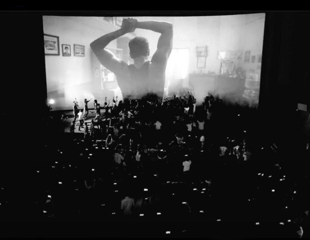 devpromoth's tweet photo. #HBDVijay https://t.co/i1Bp5roDQ7
