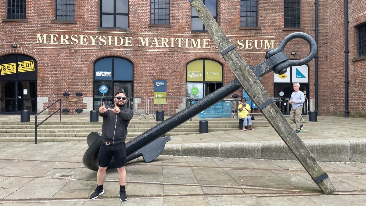 DiveExit's tweet image. Cheeky charades with Harry 😂 Can you figure it out?