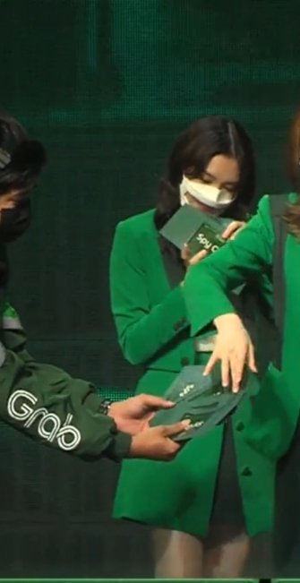 พิเฌอเป็นสปายรึป่าวน้าาา
GrabCher 

#GrabFoodหน่วยลดBNK48
#CherprangBNK48