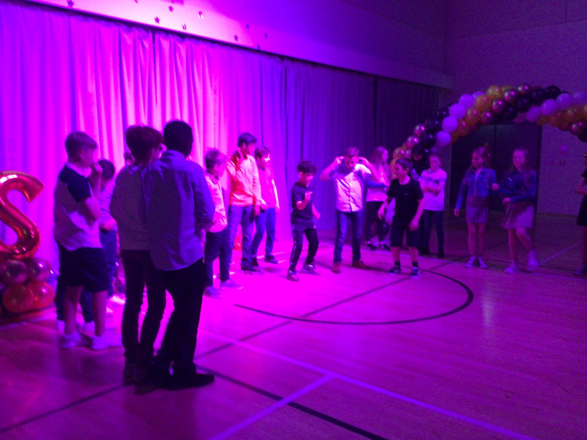 stclarespserc's tweet photo. The wait is over! The P7 Leavers’ Disco photos have been collated and are ready! #teamstclares #makingmemories https://t.co/tFBFlDlgMV