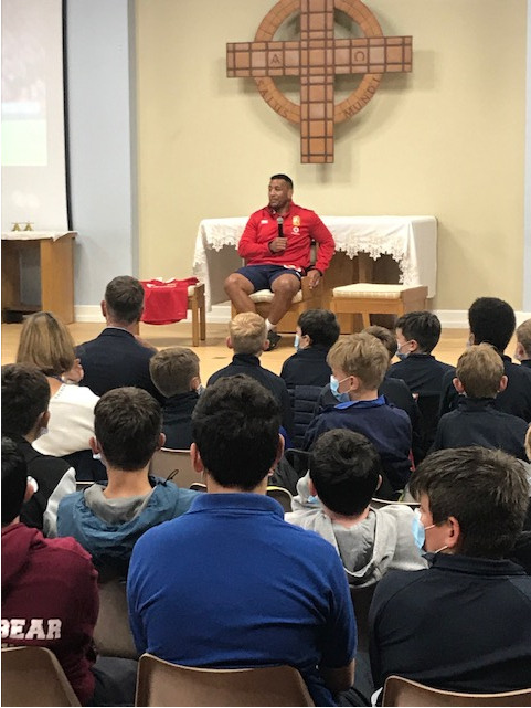 DLSjsy's tweet photo. @We are thrilled to have been #DLSInspired by British and Irish #LionsRugby player, Mako Vunipola today; our students absolutely loved the opportunity offered by @lionsofficial #DLSSport #DLSRoleModel https://t.co/ofGD3n1Ip1