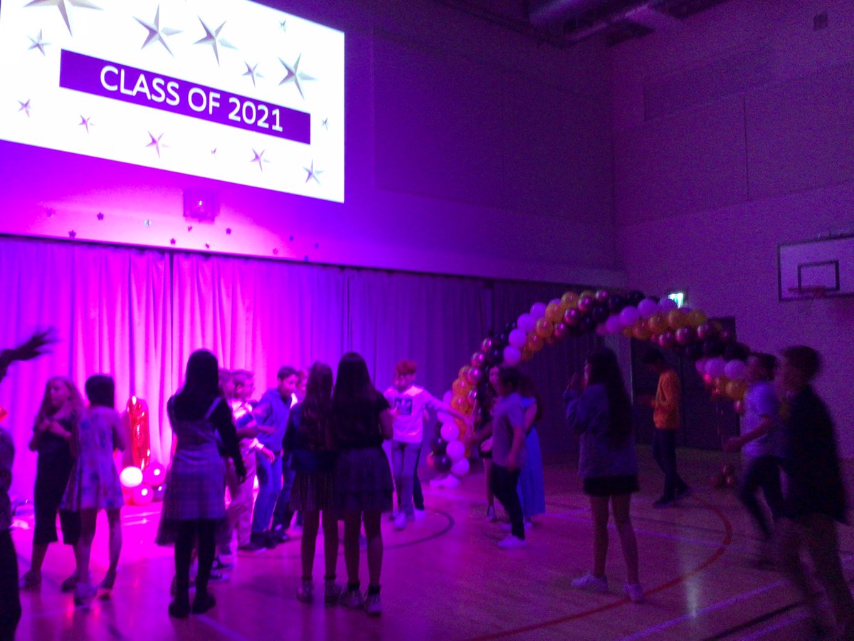 stclarespserc's tweet photo. The wait is over! The P7 Leavers’ Disco photos have been collated and are ready! #teamstclares #makingmemories https://t.co/Dj1kbqpH66