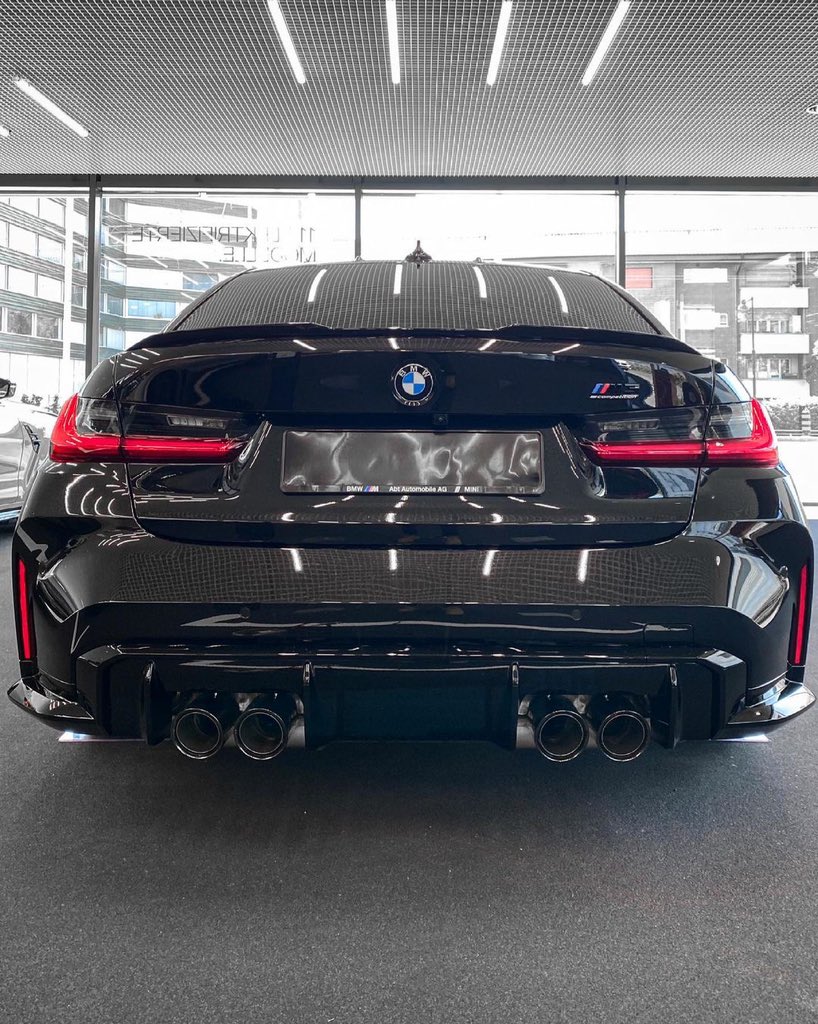 DailyCarlife's tweet photo. M3 x M4 🍑 https://t.co/fYhOL7rUfV