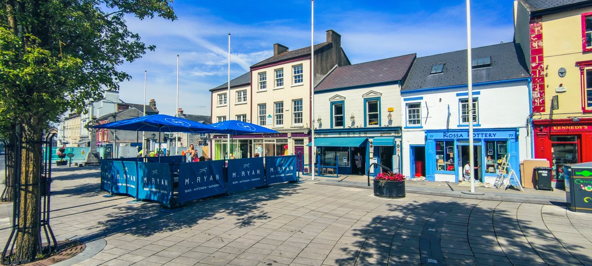 MikeyRyans's tweet photo. It's a beautiful day for #OutdoorDining in #Cashel here @MikeyRyans. โ๏ธ Limited availability for Brunch and Lunch this week, so give us a call in advance if you would like to book a table - 06262007. #BringTheSuncream #KeepDiscovering #EveryoneBackToMikeys #Ireland https://t.co/SOPaG0YiHW