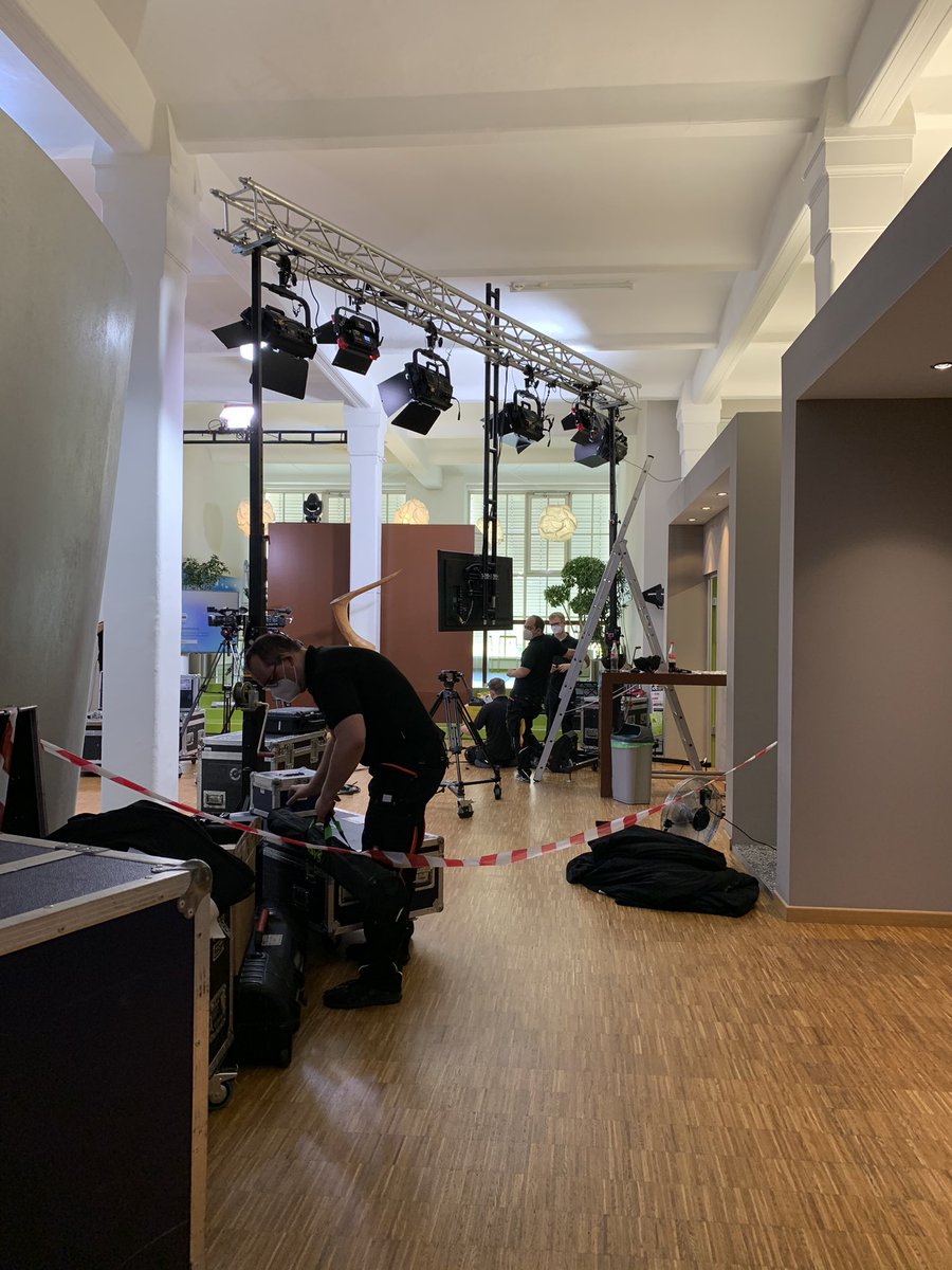 Vorbereitungen laufen auf Hochtouren!! 
Weitere Infos und Last-Minute-Anmeldung zu baramundi Tech Talk: lnkd.in/dYYBygN

#techtalk #baramundi <a href="/baramundiWORLD/">baramundi software</a>