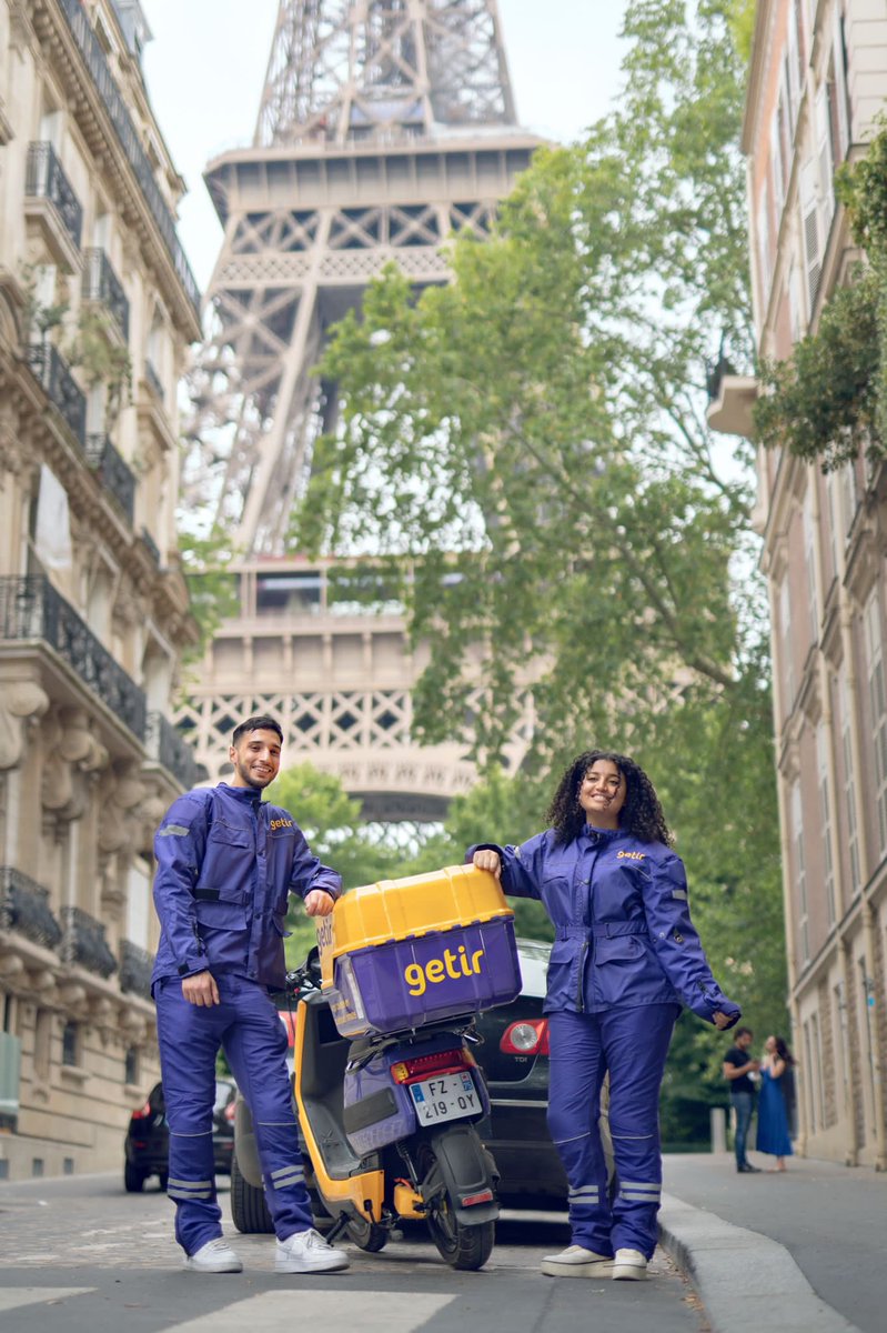 Bonjour Paris! <a href="/getir/">getir</a> simdide Fransa’da 👏🏼👏🏼🛵🇹🇷