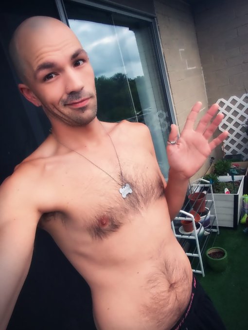 2 pic. Gooooood morning!!! How is everyone doing? I'm feeling so full of positive energy today.? Good