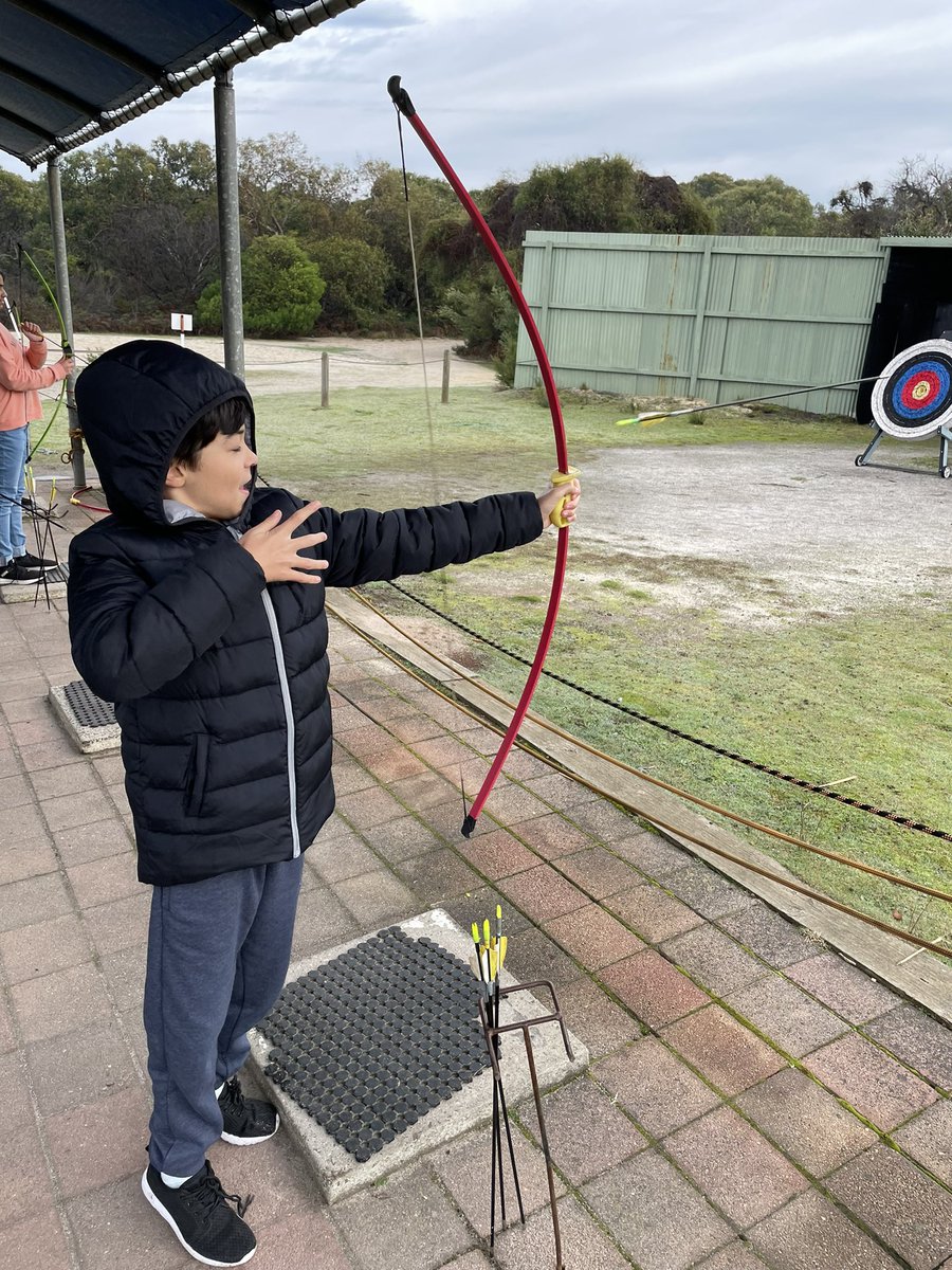 MissBell101's tweet photo. Learning archery on camp @AitkenCreekPS https://t.co/bRMeOWpwtB