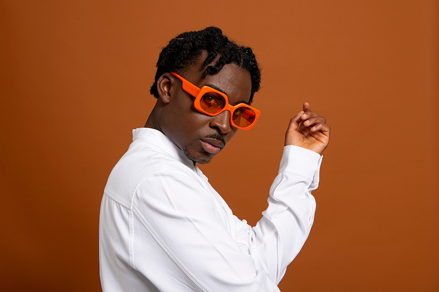 designindaba's tweet photo. Clear vision 

#DI Global Graduate Ackeem Ngwenya believes in context-driven design. His brand-new venture REFRAMD offers stylish eyewear customised to fit African facial profiles: https://t.co/1AKYTGWROi

Photos: @reframd

#designindaba #reframd #eyewear #sustainabledesign https://t.co/tBv9tPPxt2
