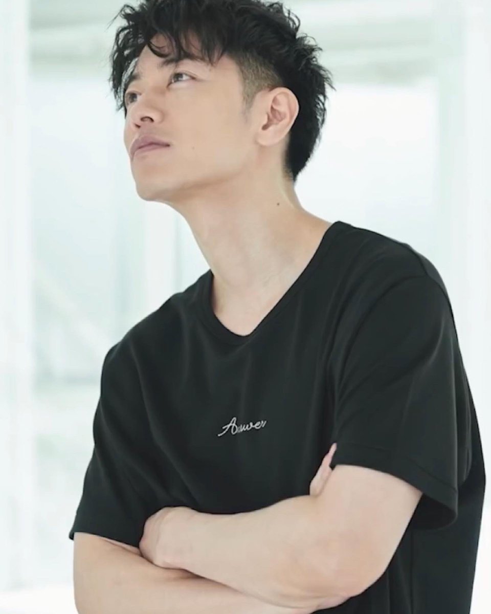 rei51146010's tweet image. ちょいちょい映るキメ✨タケル😍

youtu.be/lAkb_8HVvGc

#佐藤健公式YouTube
#佐藤健