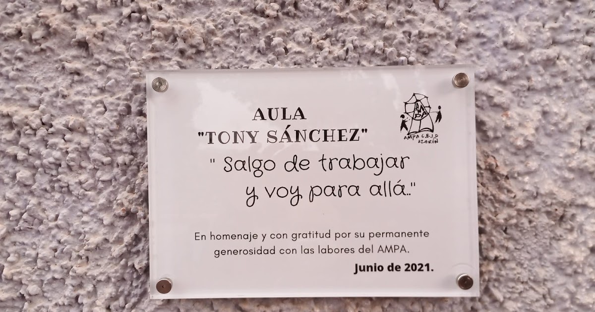 ColeAzorin's tweet photo. HOMENAJE A NUESTRO SECRETARIO DEL AMPA, TONY https://t.co/gB5sOICzZL https://t.co/pnGAmCEMHB