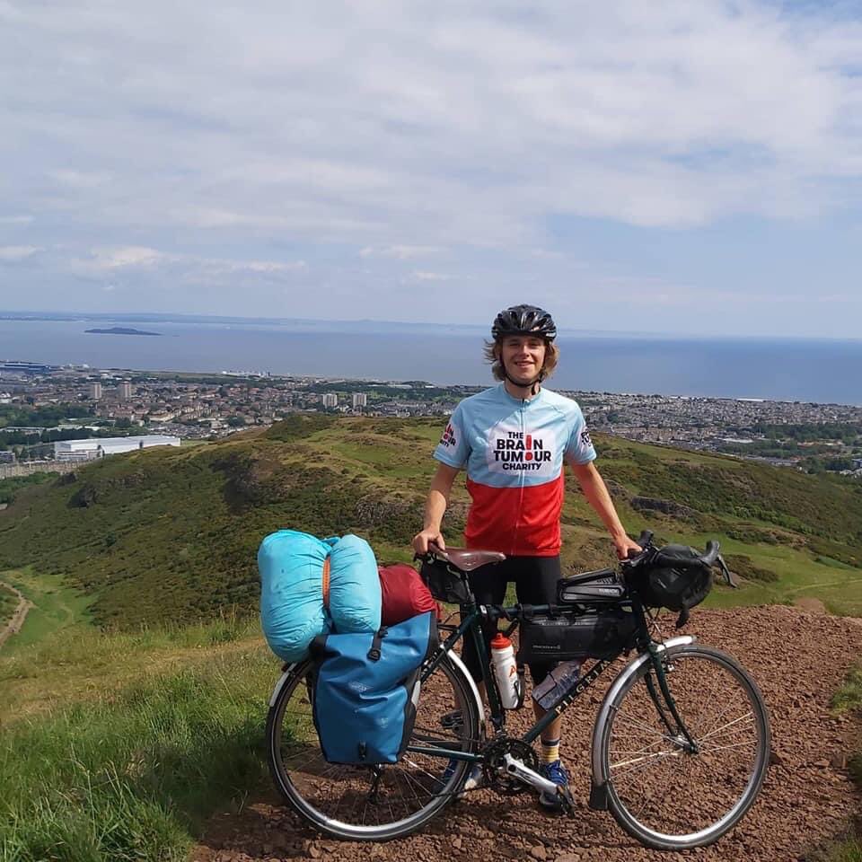 Tour de Full English tweet media