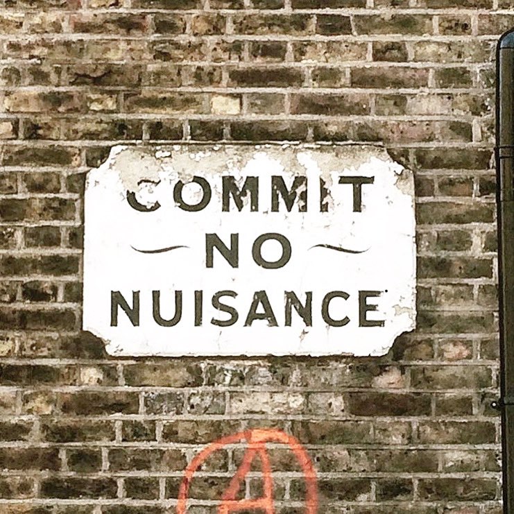 thisway_london's tweet photo. COMMIT NO NUISANCE- It's a well photographed sign but definitely one of our favourites
.
#ghostsigns #borough #london #handpainted #signs #signage #signpainters #signspotting #design #type #typography #art #streetart #graphicdesign #wayfinding #lettering https://t.co/asYndWkgOp