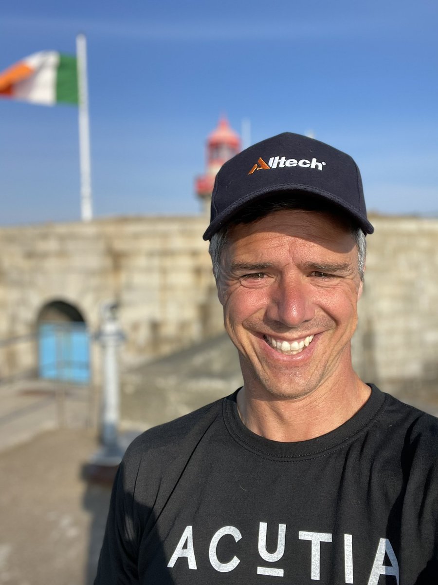 RobbEWalker's tweet photo. 17 Hours of daylight today … use them!
I got out for the #run4ONE funrun … all part of the ONE: ALLTECH Ideas Conference which kicks off today.
Having fun with the @AlltechIreland and @AcutiaWellness team to raise money for https://t.co/v25xdoAsIy https://t.co/xySlKdrNwU