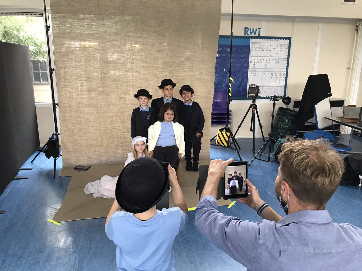 MrsCooperEdu's tweet photo. What an inspirational afternoon! Year 2 created Victorian style portraits, thanks to the expertise of @benharriesphoto we can’t wait for you to see them at our showcase! (Can you hold a pose for 2 minutes?!) https://t.co/eOIsdxON0X