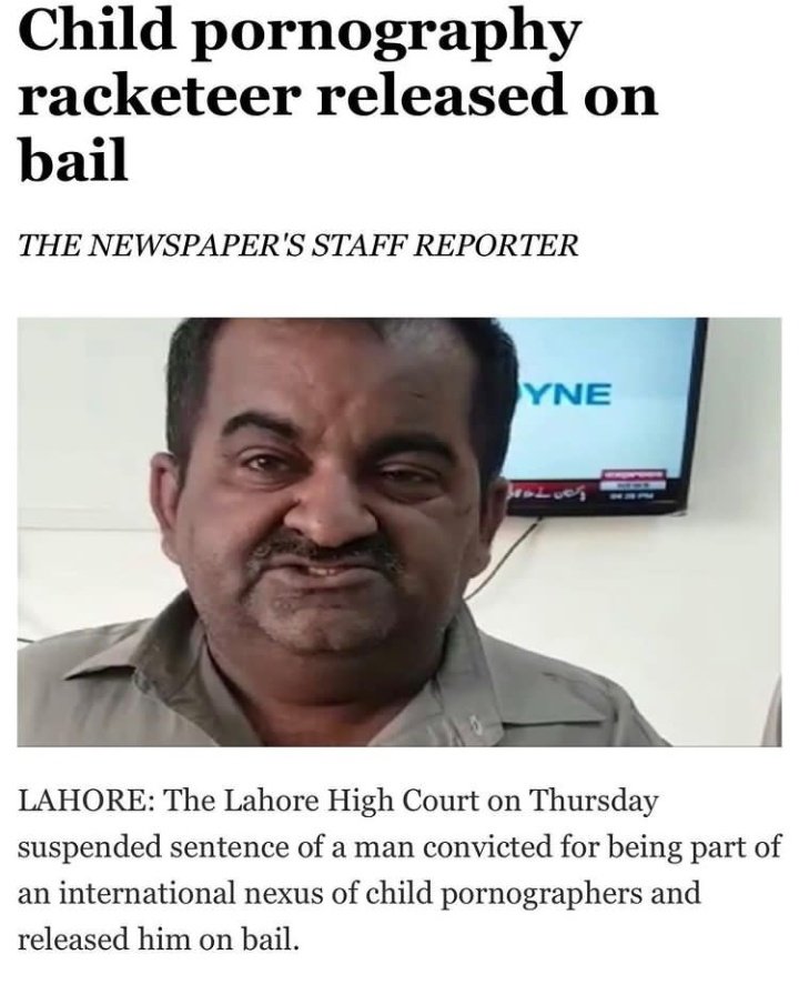 seemab_sf's tweet image. اور یہ کہاس کا لباس کیا ہے ۔۔۔کب بند کریں گے آپ لوگ rapists کو ڈیفینڈ کرنا ۔
Stop defending rapists. #PMimrankhanonHBO
#ArrestMuftiAzizUrRehman #Rapeiscrime
#StopChildAbuse