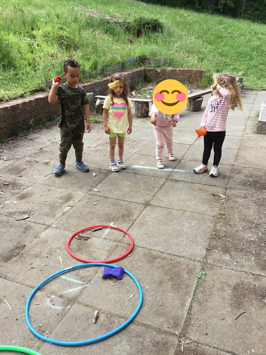 HillwoodPS's tweet photo. Movement Monday afternoon at nursery #beanbagthrow #eggandspoon #obstaclecourse #jumpandcrawl https://t.co/DbPlY9e5o9