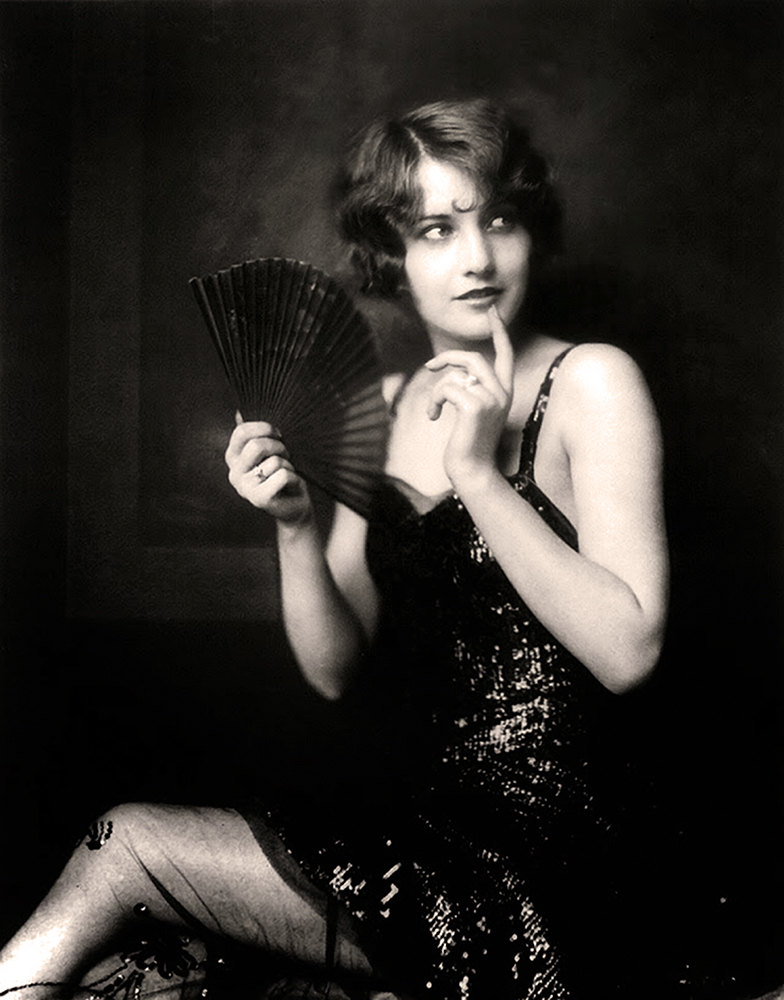RevGryph's tweet photo. Excited to share the latest addition to my #etsy shop: Barbara Stanwyck - Ziegfeld Girls - Alfred Cheney Johnston - Vintage Photograph - Gicle'e Prints to 17X22 or Note Card - Archival Materials https://t.co/Fq7EccCa2l #black #unframed #entryway #peopleportrait #vertic https://t.co/yX28CSo7U9