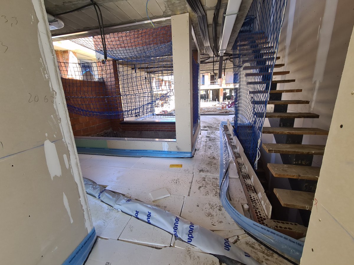 galivivienda's tweet photo. NUEVAS VILLAS BLANCAS ☀️🏡
Avance de obra de la primera fase Nuevas Villas Blancas #ElCañaveral
GESTORA - @GESVIECO S.L.

.
.
.
.
#vivienda #cooperativa #inmobiliaria #hogar #casa #arquitectura #bienesraices  #inmuebles #realestate #inversion #casas #galivivienda #gesvieco https://t.co/sqFtulcQ6f
