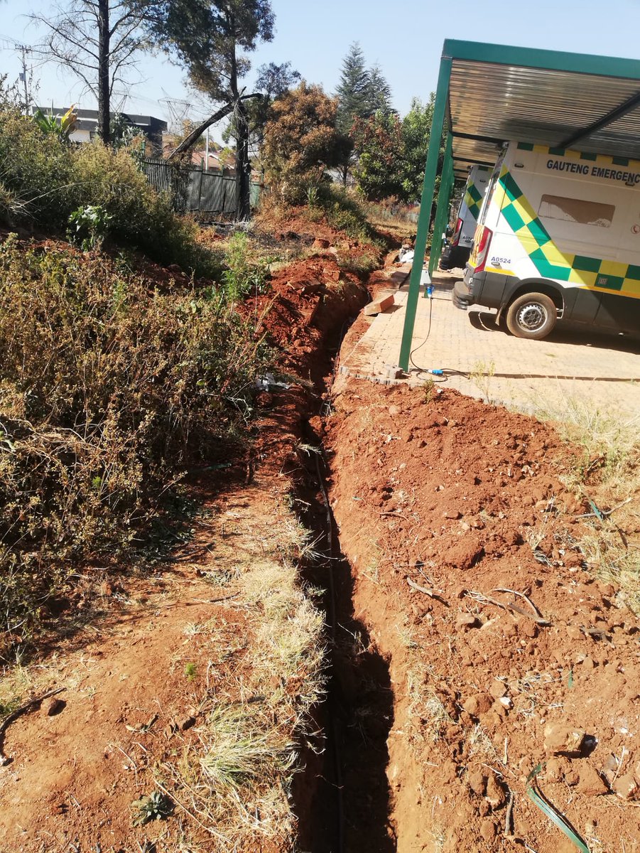 SABusinesses_za's tweet photo. https://t.co/5ANEvea9M0
Are you building? Hire us.
#plumbing #construction #constructionequipment #sabusinesses #building #tiling #piping #johannesburg #installation #repairs #Geyser #drains #blackownedbusiness #wallconstruction #ThomasAndSkhumba #SkeemSaam https://t.co/tToLp6aiaB