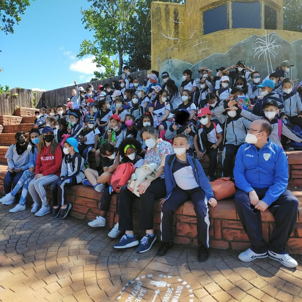 SanJoseTetuan's tweet photo. Los alumnos del primer ciclo de primaria despiden el curso visitando el zoo. ¡Lo han pasado fenomenal!
#colegiosanjosemadrid
#setumismoybrilla
#excursionfinaldecurso https://t.co/LQTHPqhQ40