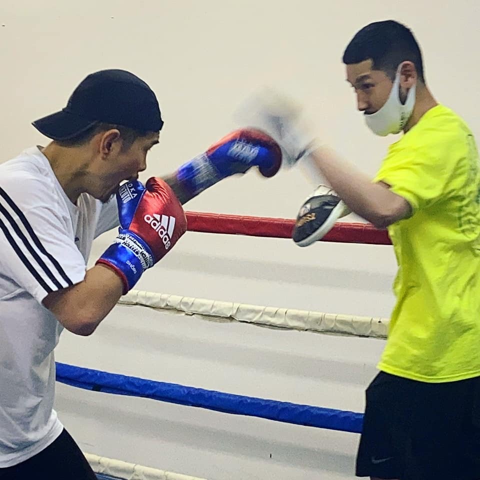 拳を信じ、 グローブを信じる 【プロボクシング王者】 日本男子初の