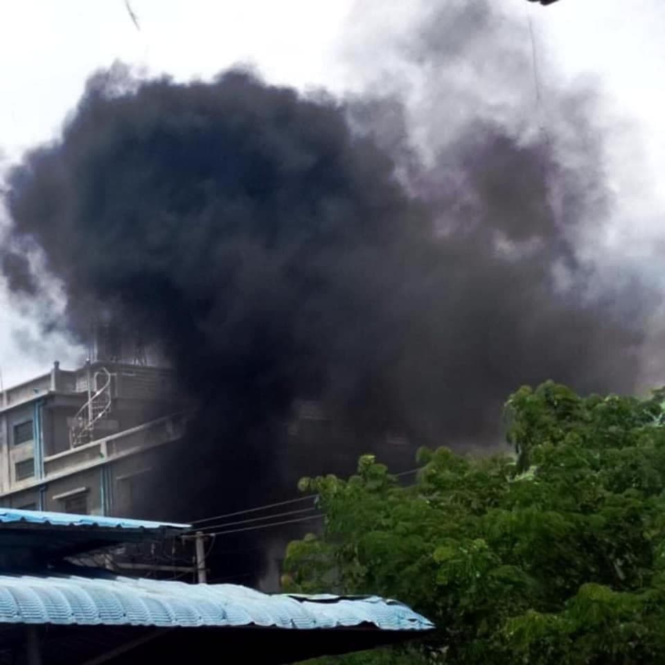 Htet_AungLin_ED's tweet photo. Two bomb blasts took place in various parts of #Mandalay after a clash between Mandalay PDF and Junta terrorists in Chan Mya Thar Si Township.
#UnfetteredAccessForAids 
#June22Coup 
#WhatsHappeningInMyanmar https://t.co/JxKN3s6x0g