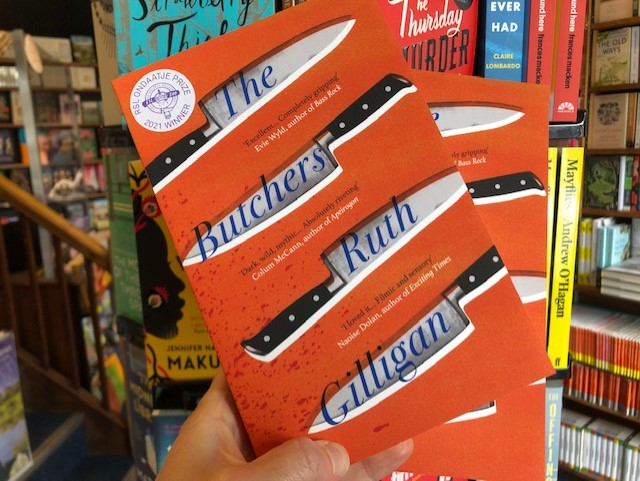 Yay! <a href="/RuthGilligan/">Ruth Gilligan</a>  - WINNER of the 2021 RSL Ondaatje Prize #TheButchers is now in #paperback  <a href="/FredsBookshop/">Fred's Bookshop</a> 
What a cover Ruth! 🤩and what amazing reviews! 😍 
uk.bookshop.org/a/28/978178649… 👈<a href="/AtlanticBooks/">Atlantic Books</a>