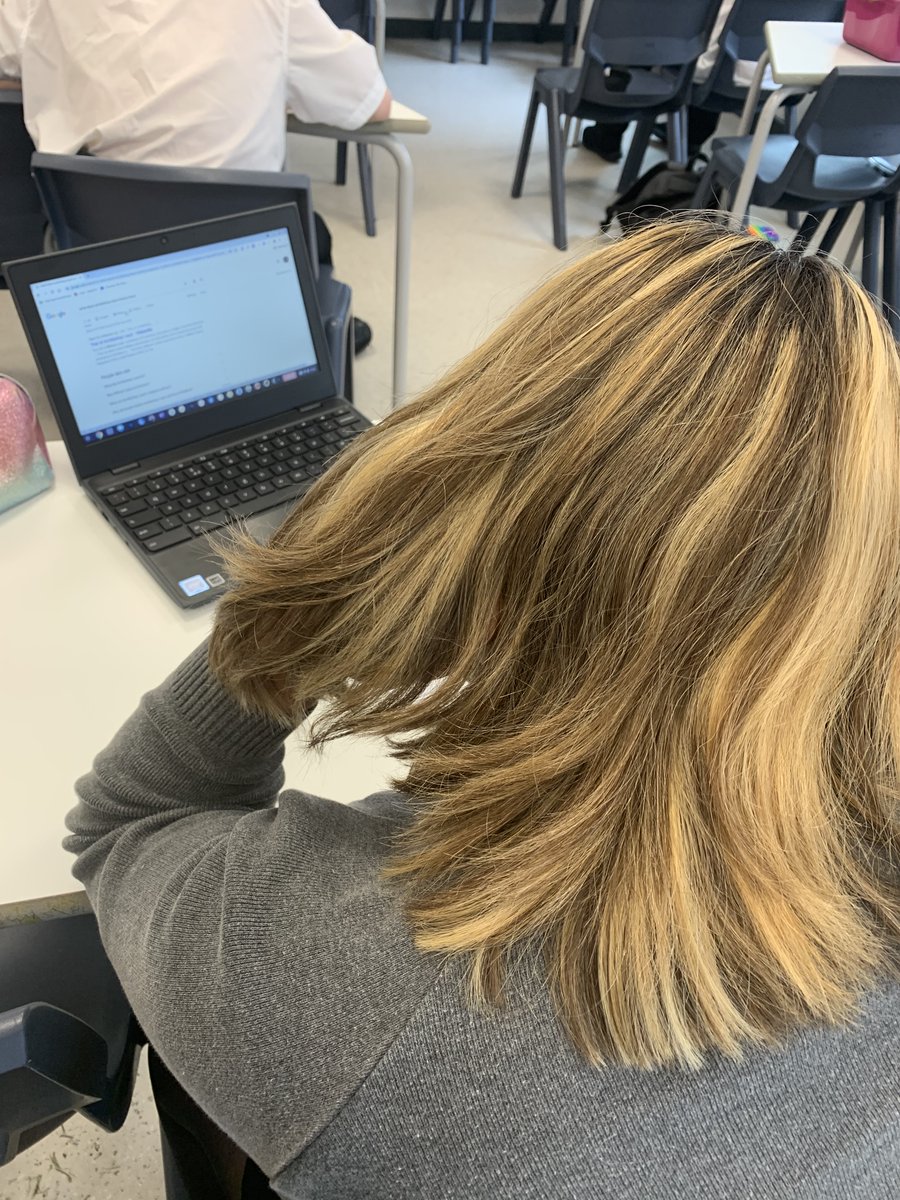 ccyd_history's tweet photo. 8M1 have been putting their digital skills to the test and produced some awesome research work with Mrs Grabham on some challenging vocabulary for Charles I and the Civil War @CCYD_school  #divineright #personalrule #absolutemonarchy https://t.co/r8IFjVGI5u