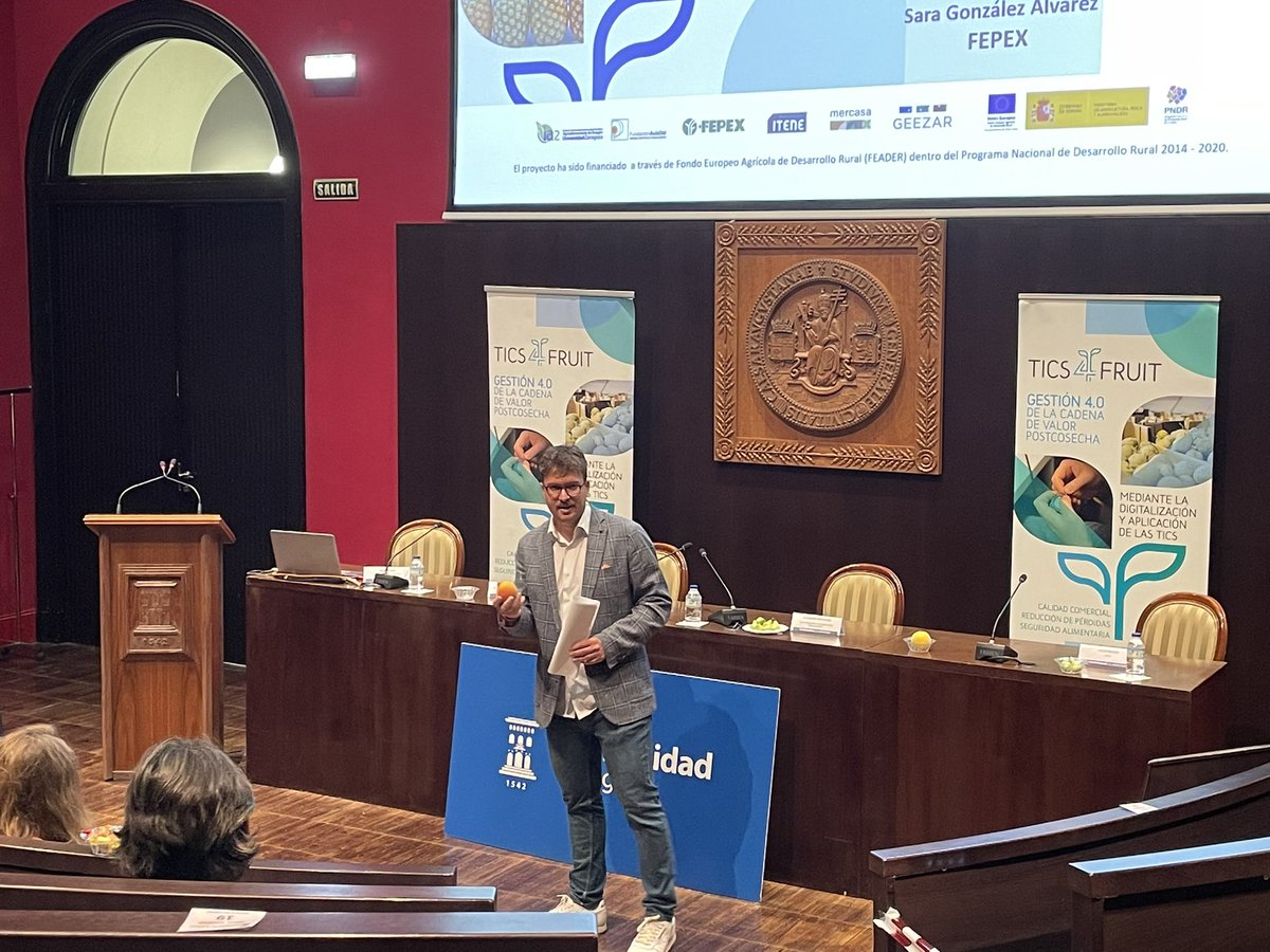 ¡Comenzamos! Puedes seguir la jornada completa a través del enlace directo online: youtu.be/5_kP5hD7avE
#tics4fruit