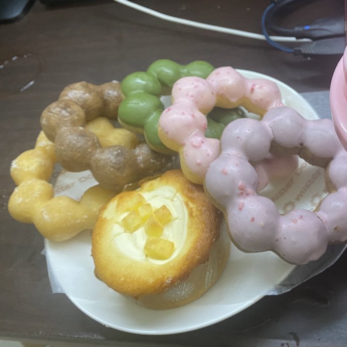 Favorite🍩🍩 https://t.co/WBL2RTZx8Z