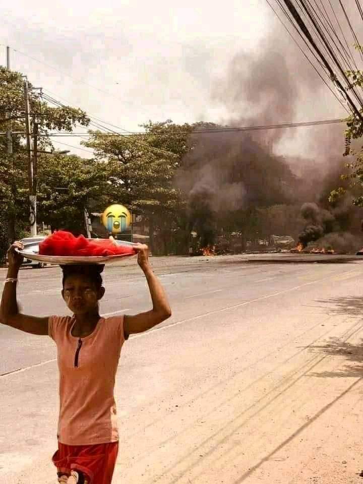 Khinnieoo's tweet photo. #WhatsHappeningInMyanmar 
#SaveMyanmar https://t.co/b5pU2eXhuz