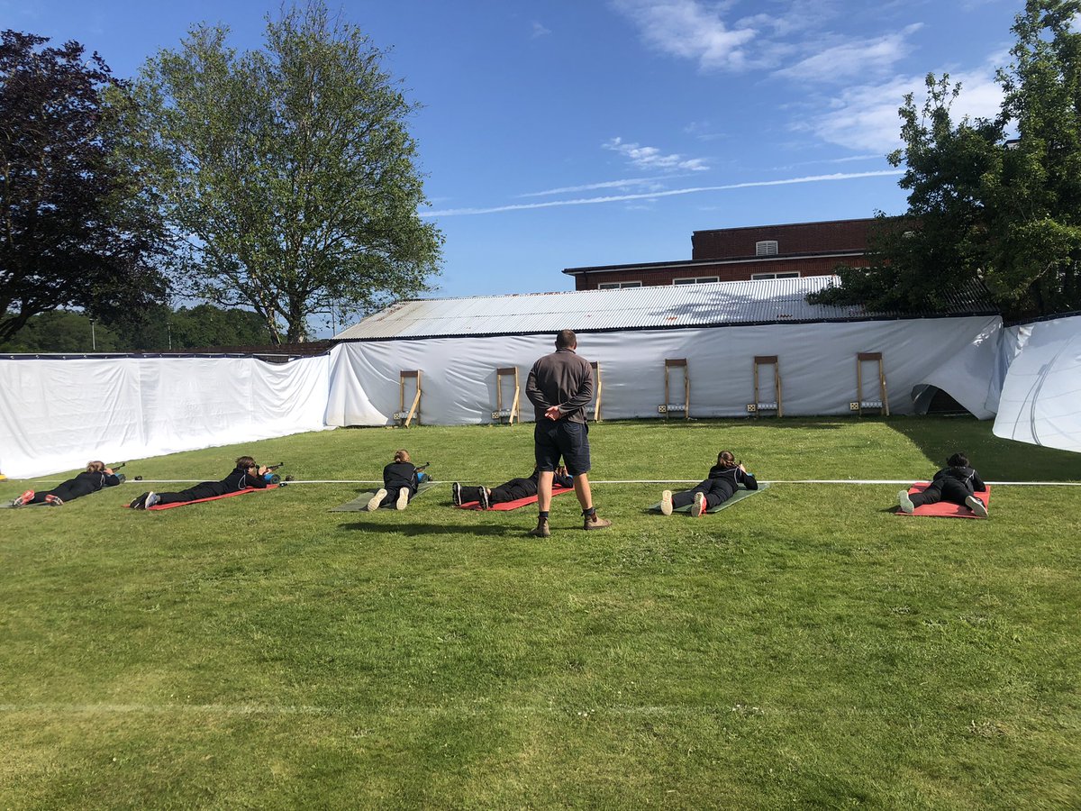 MrsWilsonGeo's tweet photo. A beautiful morning for field day - starting off with some relay shooting @Greshams_School https://t.co/Bu5GDNt003