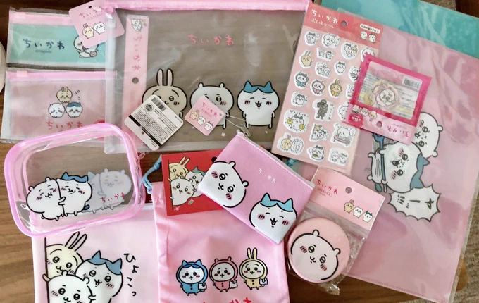 病院帰りにセリア寄ったらちいかわコラボグッズ売ってた…!!🤗 