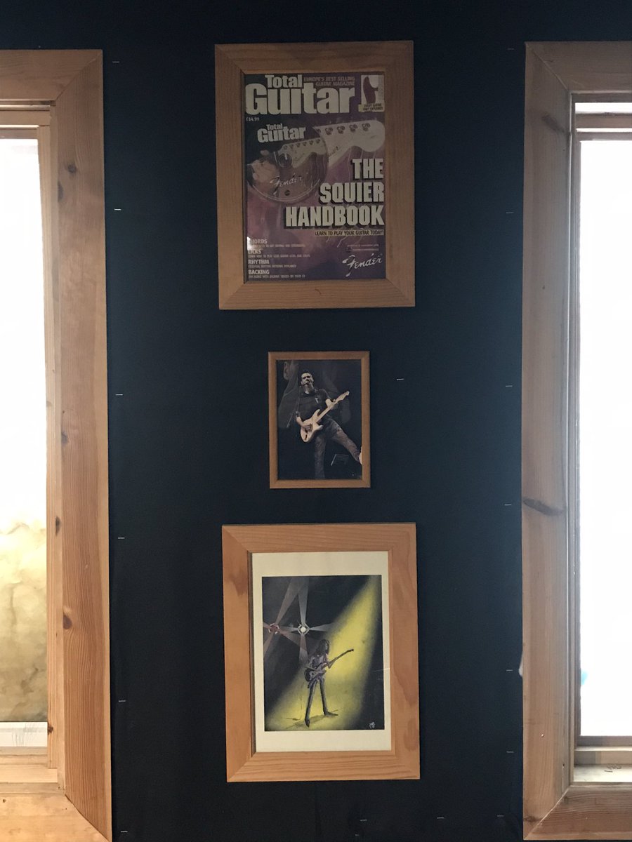 martindkennedy's tweet photo. Picture wall in the studio; work by @Katevcarpenter and @PuckleTimmer 🤘🏻🎸

#studio #picturewall #originalart #grateful https://t.co/nubFkw7BaD