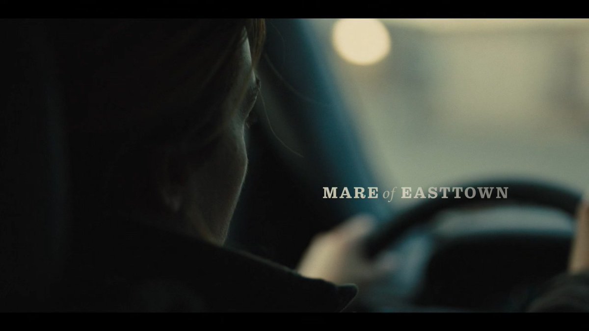 메어 오브 이스트타운. 추리물로서 교묘하게 잘 짜인 이야기라고 하긴 힘들고 연출도 거기에 포커스를 맞추고 있는 거 같진 않았다. 이 드라마의...