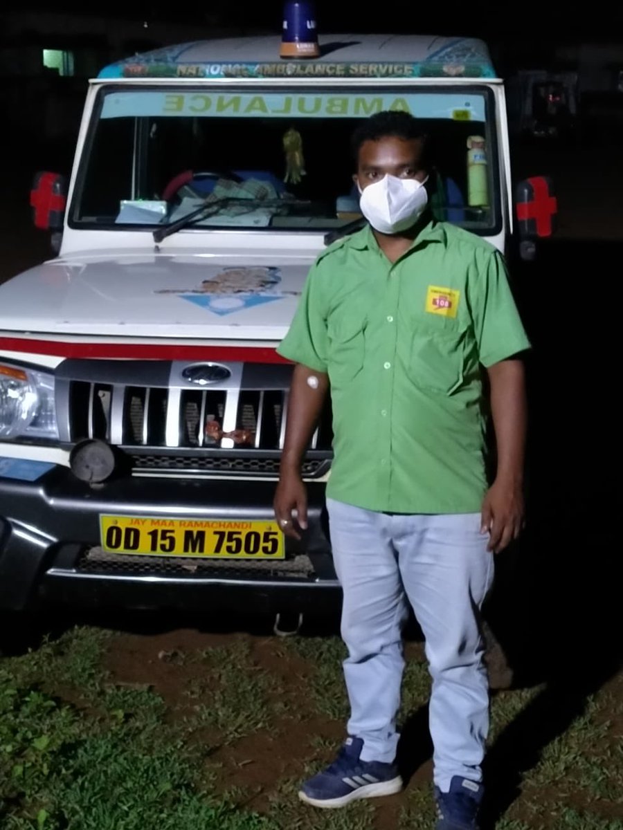 Ziqitza's tweet photo. A noble act was recently displayed by Rohit Tete, a Janani pilot of our 108 services. Sumati Bhoi, 24 years, needed B+ blood urgently, but it wasn’t available in the hospital. Sensing the seriousness of the situation, Rohit stepped forward and donated his blood.
#ziqitza https://t.co/EKnxCZxfLP