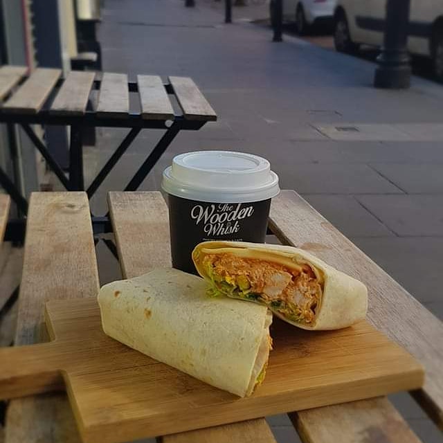 Enjoy lunch on our outdoor seating today ☀️

#thewoodenwhisk #cafe #dublin #dublincity #citycentrecafe #outdoordining