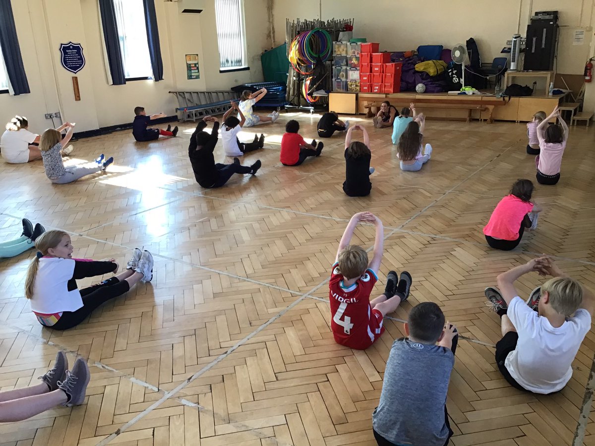 Fresh and awake this morning starting off our day with a fun dance workshop with Natalie… we’ve got the moves! <a href="/Mosspits_PE/">Mosspits PE & Sport</a> #healthandwellbeingweek #fitness #FeelingGood