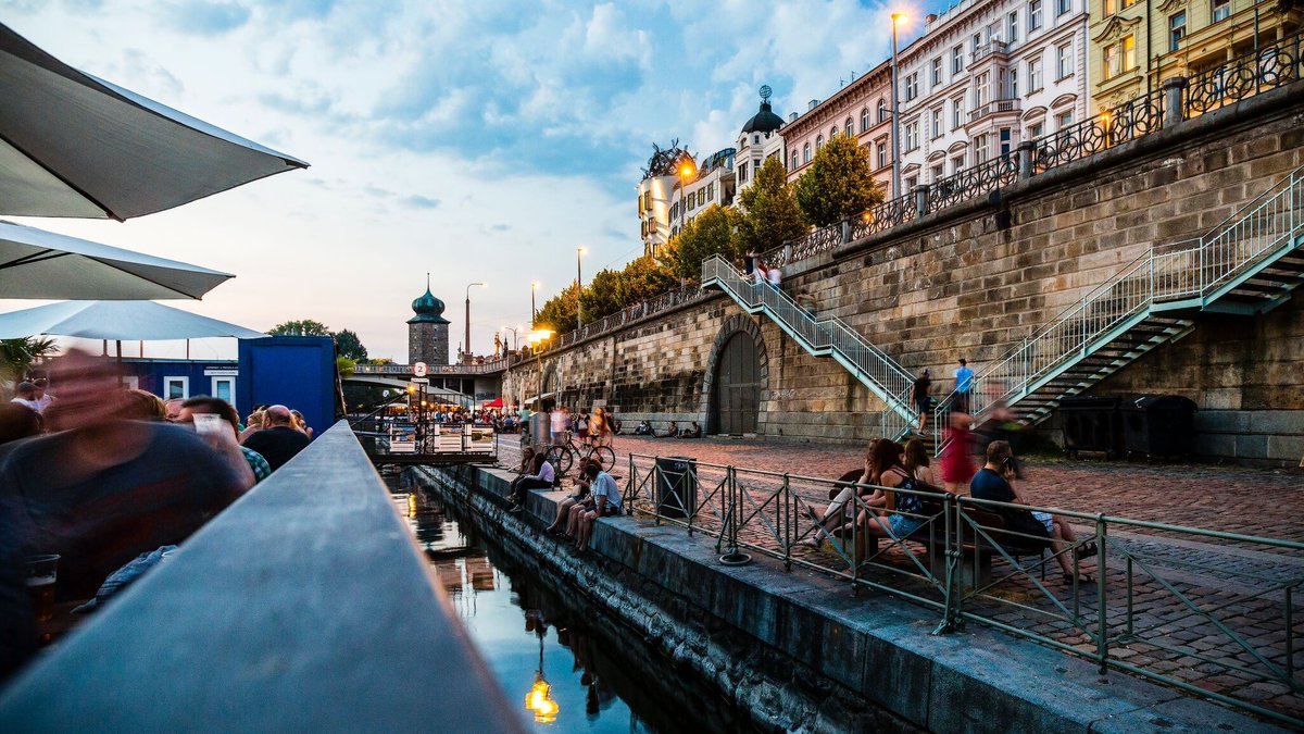 City of Prague tweet media