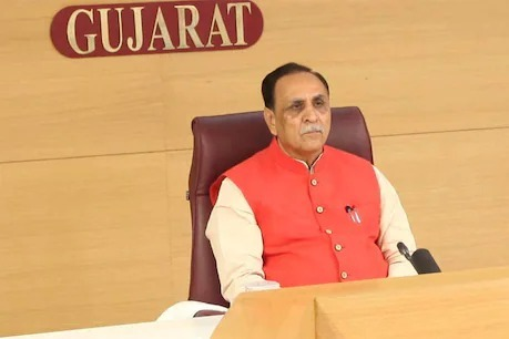 A commendable step by @CMOGuj Shri @vijayrupanibjp to provide subsidies for #ElectricVehicles in #Gujarat. Along with this, 500 charging points will also be set up across the state. These steps will boost #Environment conservation. #ClimateAction gujarati.news18.com/news/gujarat/n…