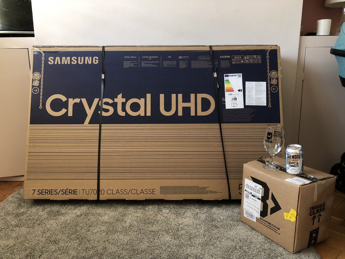 rhys_gosling's tweet photo. Wow!! MASSIVE thanks to @idealheating for my #pipeworkoftheweek prize!! (Just need to move house now to fit tv….) @BrewDog @SamsungTV #diolch https://t.co/UgCKx97eUZ