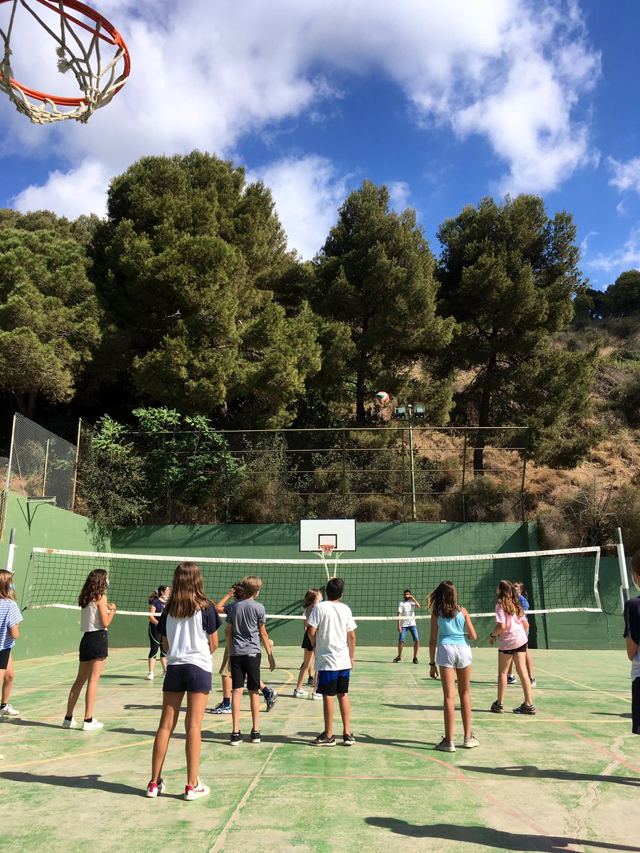 galibellesguard's tweet photo. Últim dia abans de les vacances d’estiu! #somESG https://t.co/H4AVMjZLLX