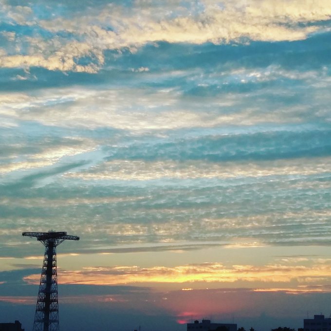 昨日の夕焼け空のtwitterイラスト検索結果 昨日の夕焼け空のtwitterイラスト検索結果